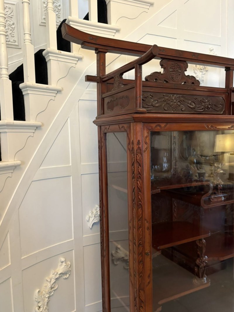 Fabulous Antique Japanese Red Lacquer Hardwood Display Cabinet - Image 17